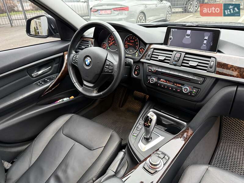 Седан BMW 3 Series 2013 в Киеве