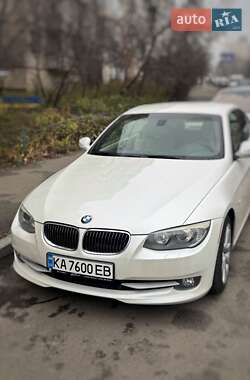 Кабриолет BMW 3 Series 2012 в Киеве