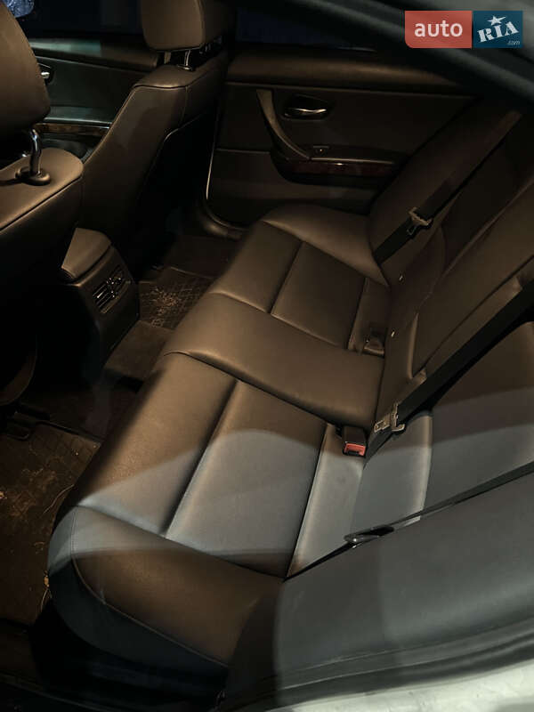 Седан BMW 3 Series 2011 в Белой Церкви