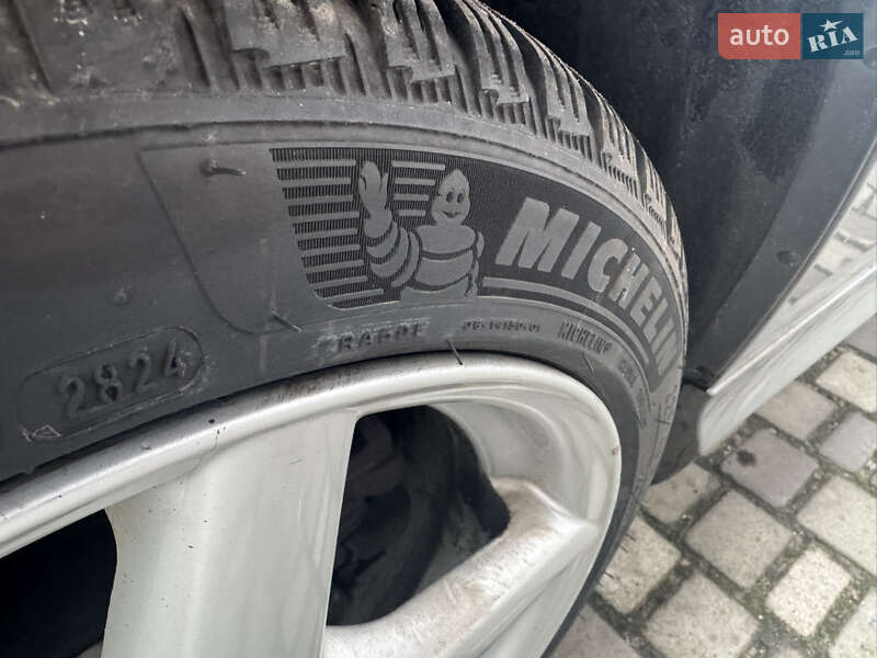 Универсал BMW 3 Series 2010 в Киеве