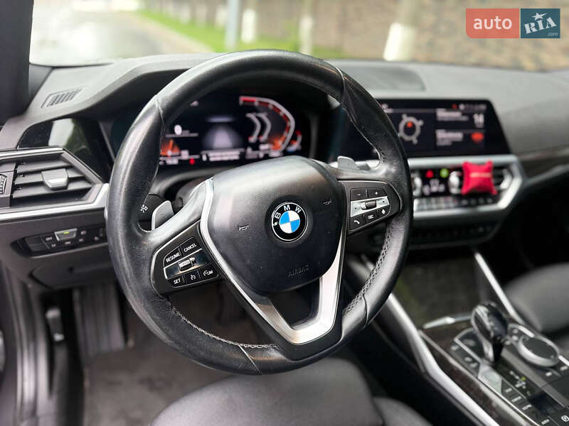 Седан BMW 3 Series 2019 в Києві
