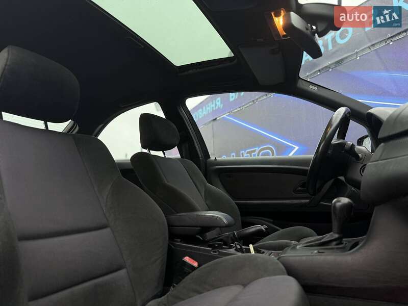 Купе BMW 3 Series 2004 в Запорожье