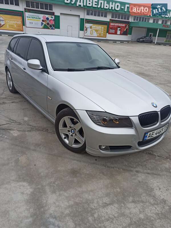 Універсал BMW 3 Series 2009 в Дніпрі фото 8 Універсал BMW 3 Series 2009 в Дніпрі