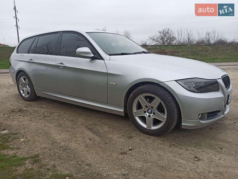 Універсал BMW 3 Series 2009 в Дніпрі фото 26 Універсал BMW 3 Series 2009 в Дніпрі