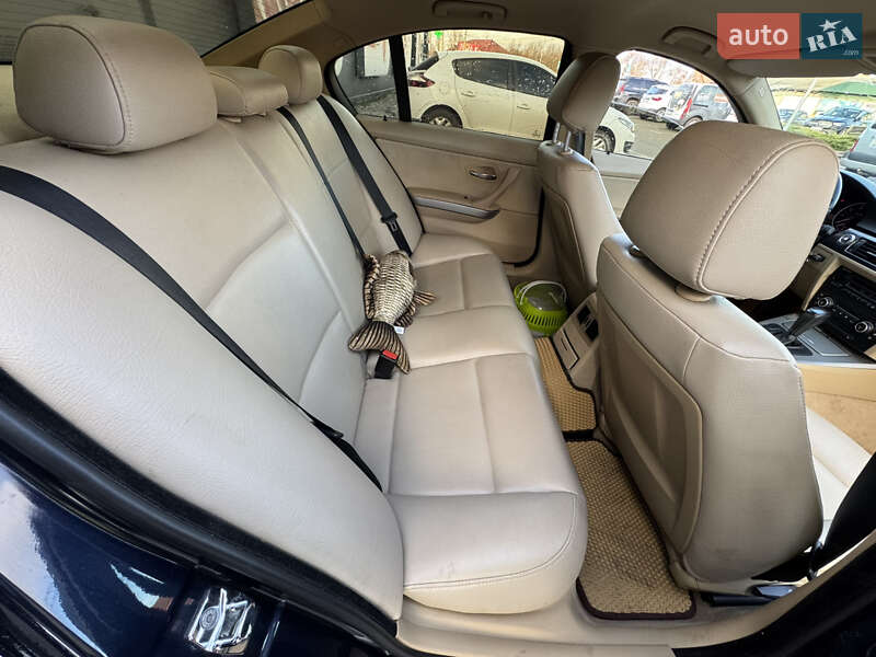 Седан BMW 3 Series 2007 в Києві