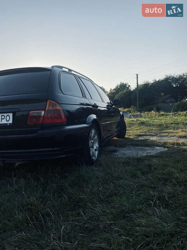 Универсал BMW 3 Series 2001 в Львове