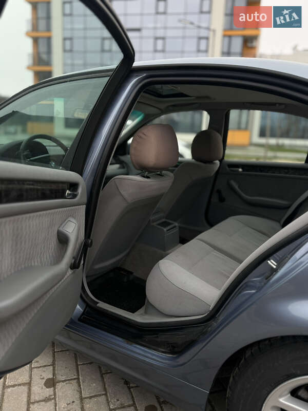 Седан BMW 3 Series 2001 в Виннице