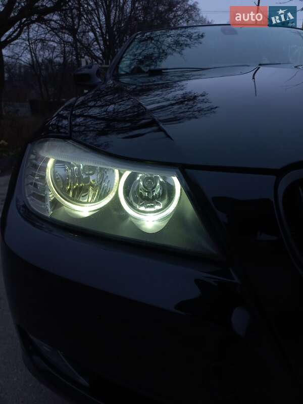 Универсал BMW 3 Series 2010 в Виннице фото 46 Универсал BMW 3 Series 2010 в Виннице