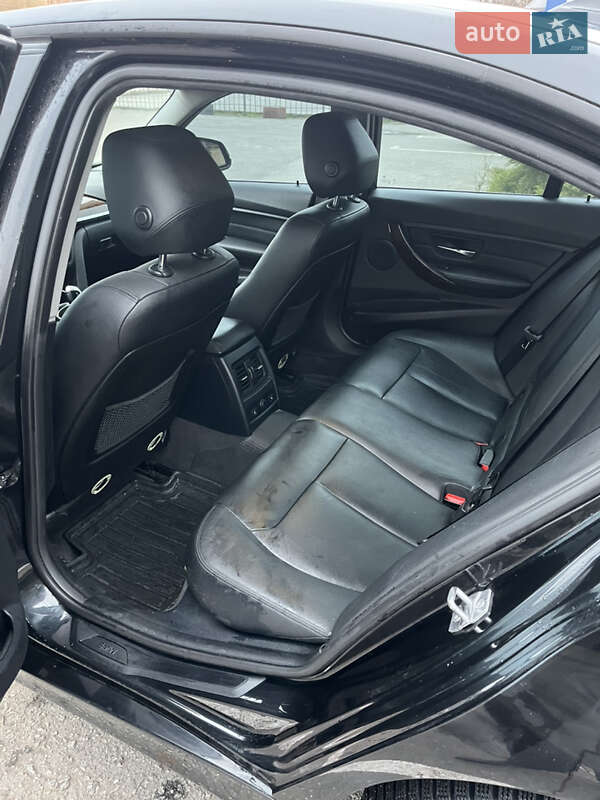 Седан BMW 3 Series 2014 в Литине