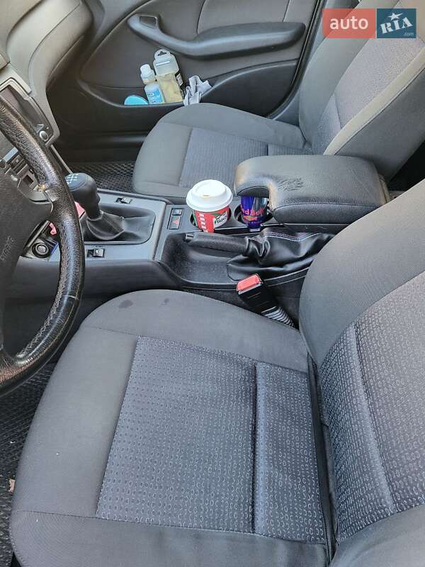 Універсал BMW 3 Series 2004 в Києві