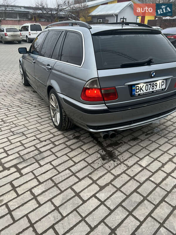 Универсал BMW 3 Series 2004 в Ровно