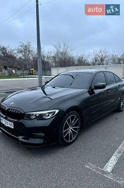 Седан BMW 3 Series 2019 в Харькове