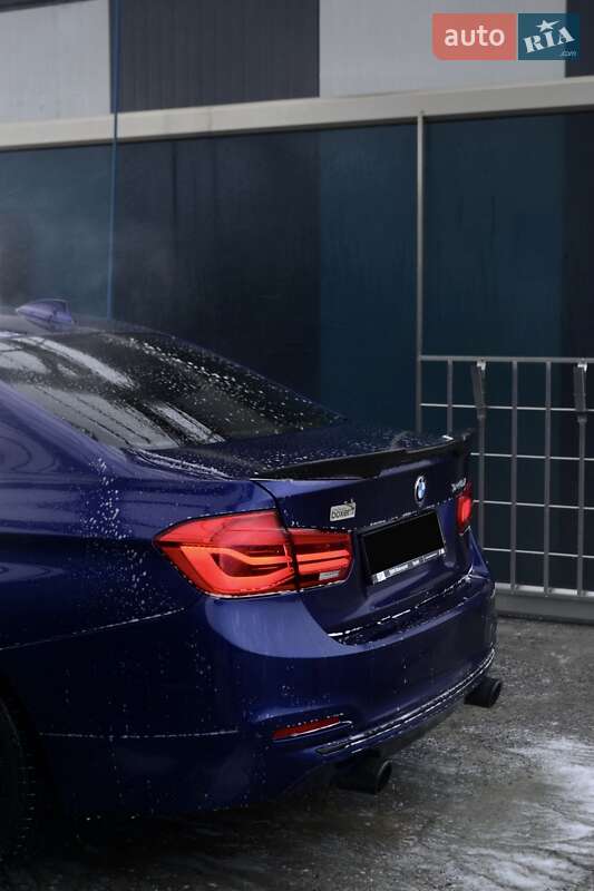 Седан BMW 3 Series 2016 в Черкасах
