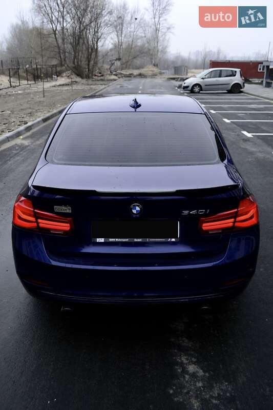 Седан BMW 3 Series 2016 в Черкасах