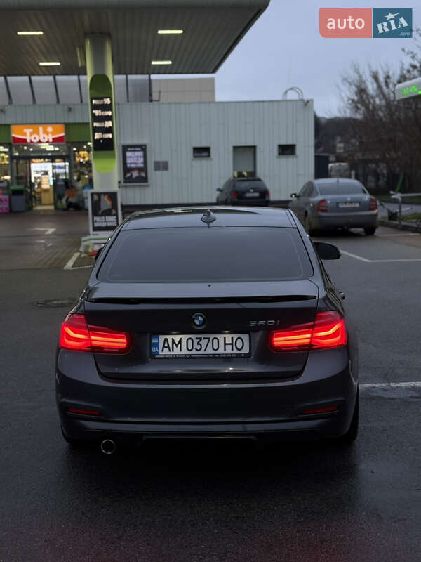Седан BMW 3 Series 2018 в Бердичеве