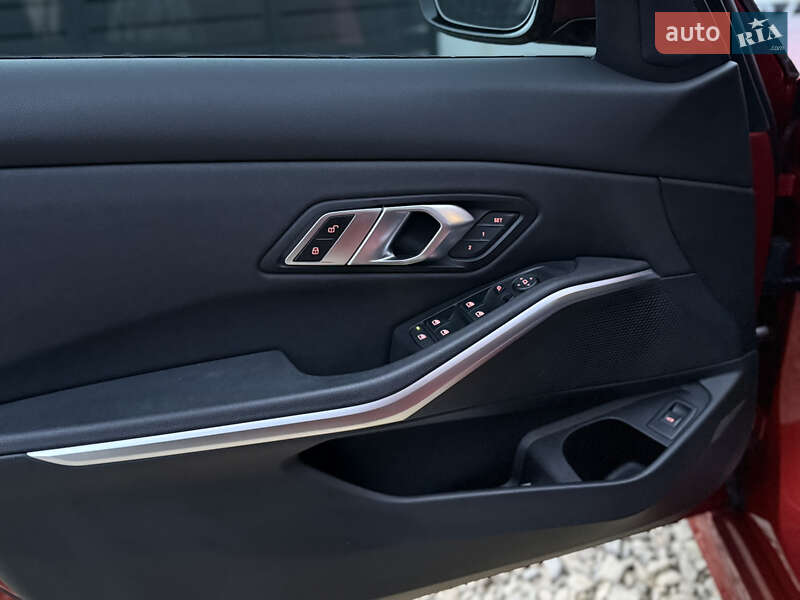 Седан BMW 3 Series 2021 в Стрию фото 45 Седан BMW 3 Series 2021 в Стрию