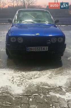 Седан BMW 3 Series 1984 в Ружине