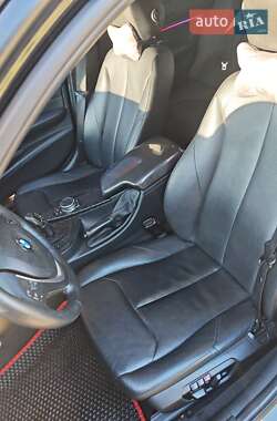 Седан BMW 3 Series 2014 в Черновцах