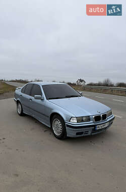Седан BMW 3 Series 1991 в Бориславе