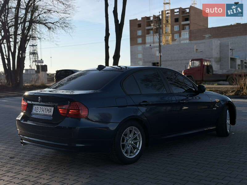 Седан BMW 3 Series 2010 в Виннице фото 14 Седан BMW 3 Series 2010 в Виннице