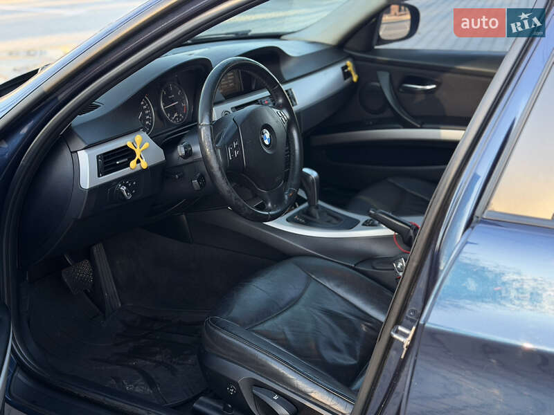 Седан BMW 3 Series 2010 в Виннице фото 15 Седан BMW 3 Series 2010 в Виннице