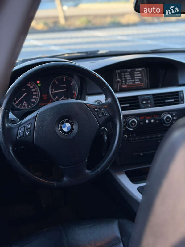 Седан BMW 3 Series 2010 в Виннице фото 18 Седан BMW 3 Series 2010 в Виннице