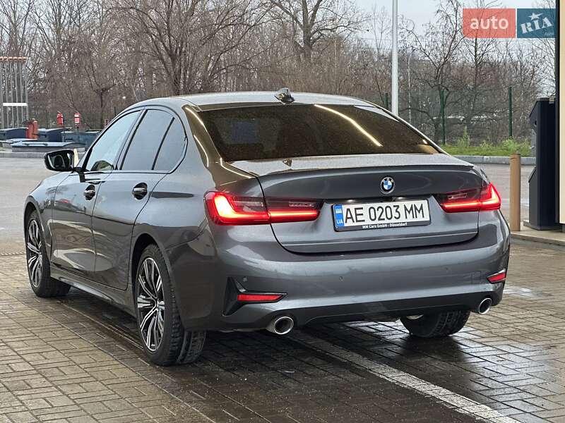 Седан BMW 3 Series 2019 в Днепре фото 16 Седан BMW 3 Series 2019 в Днепре