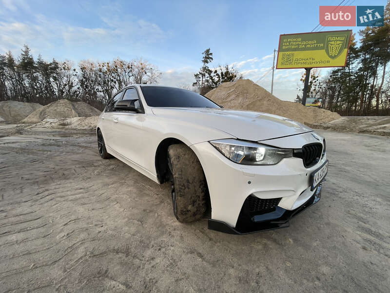 Седан BMW 3 Series 2012 в Києві