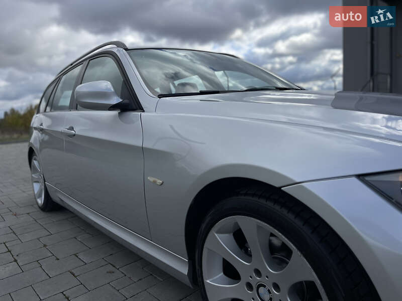 Універсал BMW 3 Series 2010 в Рівному