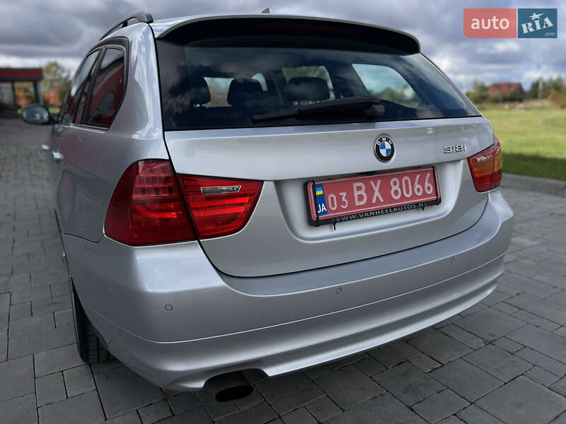 Універсал BMW 3 Series 2010 в Рівному