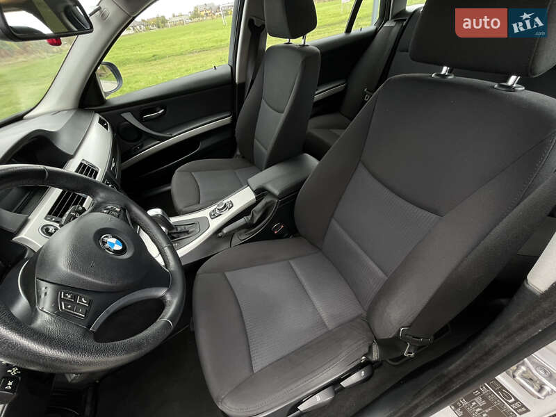 Універсал BMW 3 Series 2010 в Рівному