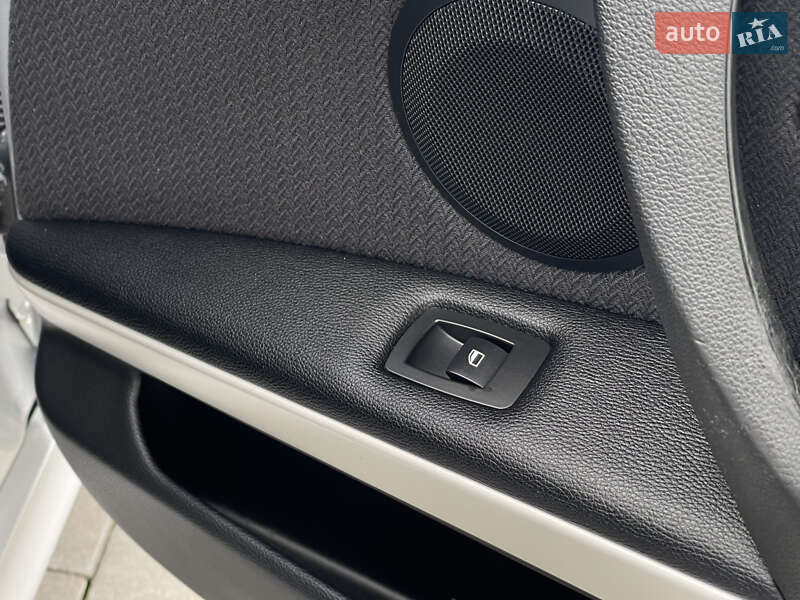 Універсал BMW 3 Series 2010 в Рівному