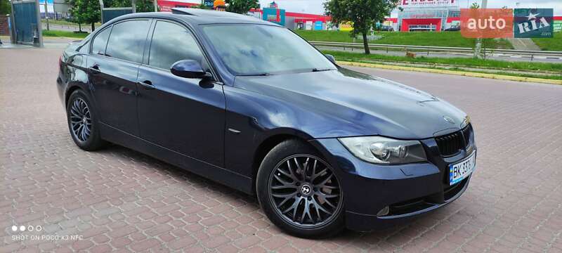 BMW 3 Series 2005