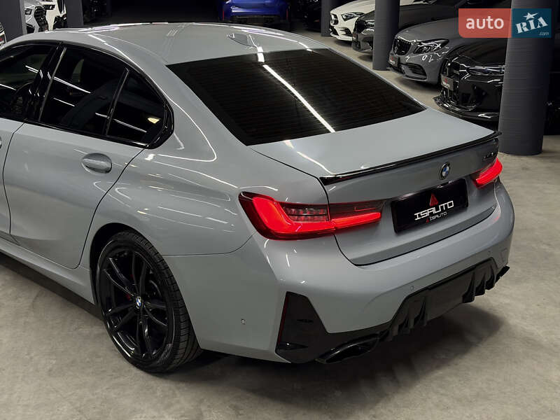 Седан BMW 3 Series 2023 в Одесі