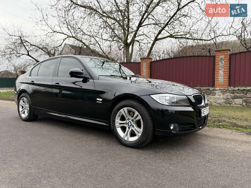 Седан BMW 3 Series 2011 в Днепре
