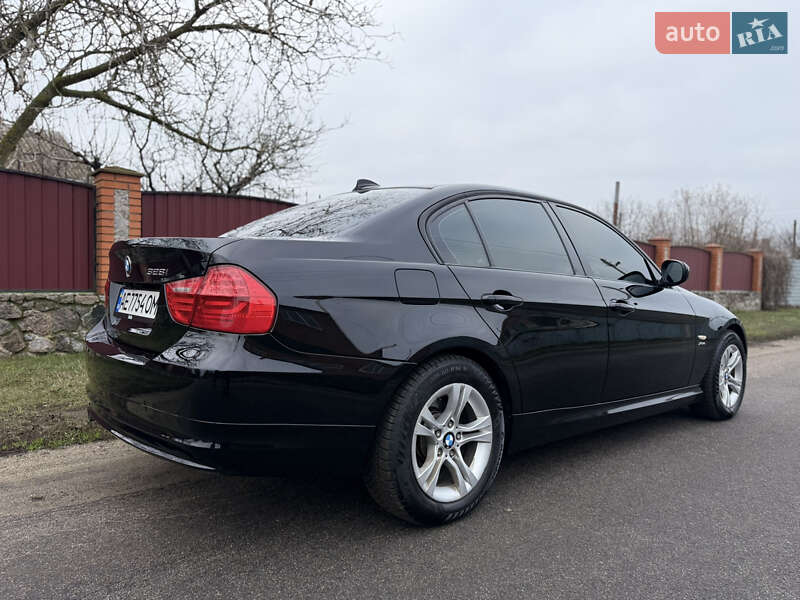 Седан BMW 3 Series 2011 в Днепре