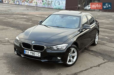 Седан BMW 3 Series 2014 в Киеве