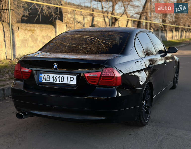 Седан BMW 3 Series 2005 в Могилев-Подольске