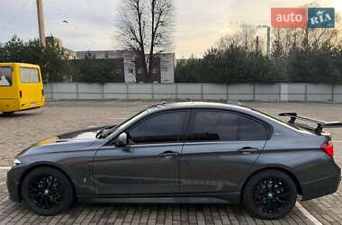 Седан BMW 3 Series 2017 в Луцке