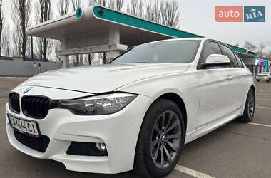 Седан BMW 3 Series 2016 в Киеве