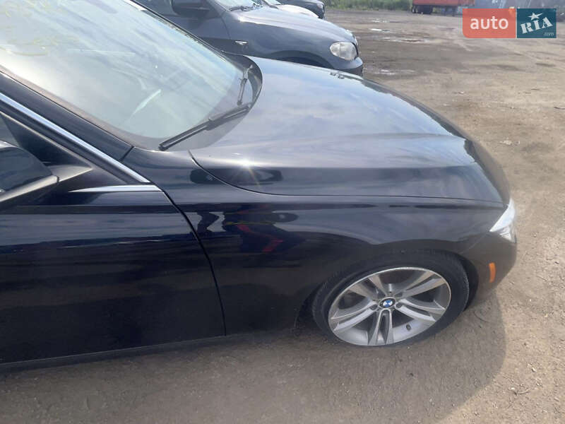 Седан BMW 3 Series 2016 в Киеве