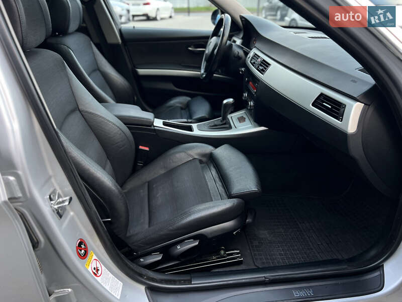 Универсал BMW 3 Series 2008 в Одессе