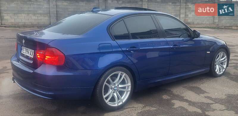 Седан BMW 3 Series 2010 в Кривому Розі