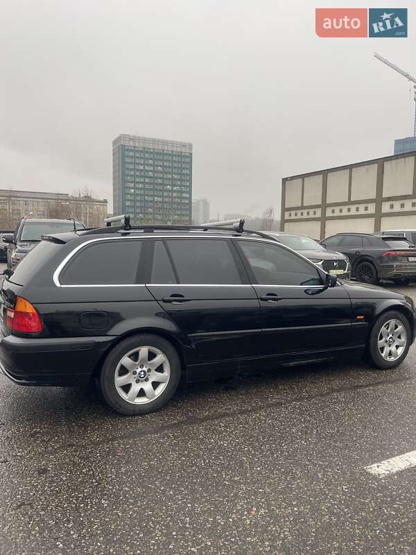 Універсал BMW 3 Series 2001 в Києві