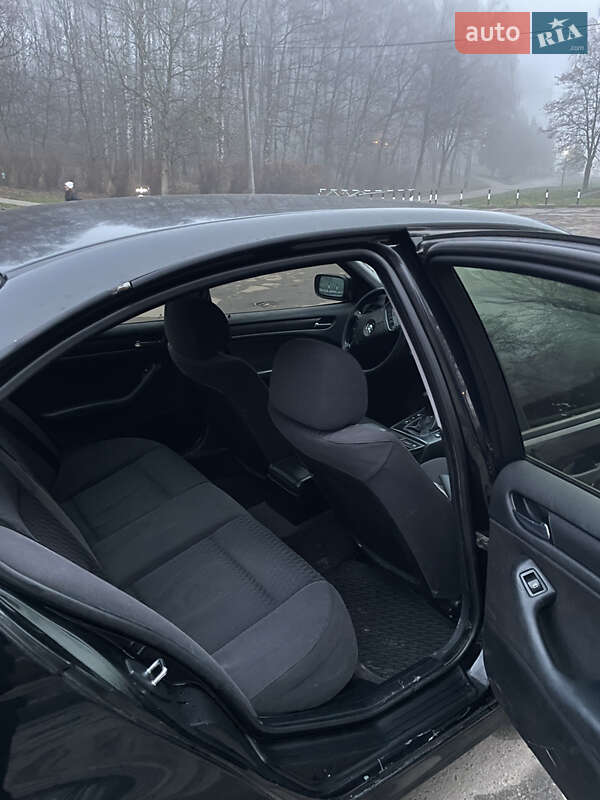 Седан BMW 3 Series 2001 в Підволочиську