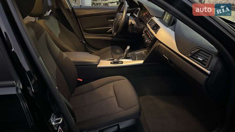 Седан BMW 3 Series 2017 в Киеве фото 9 Седан BMW 3 Series 2017 в Киеве
