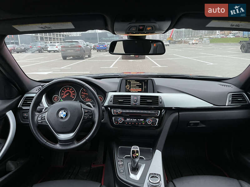 Седан BMW 3 Series 2015 в Києві
