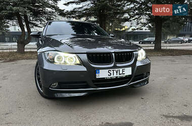 Седан BMW 3 Series 2005 в Луцке