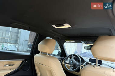 Седан BMW 3 Series 2017 в Кам'янському