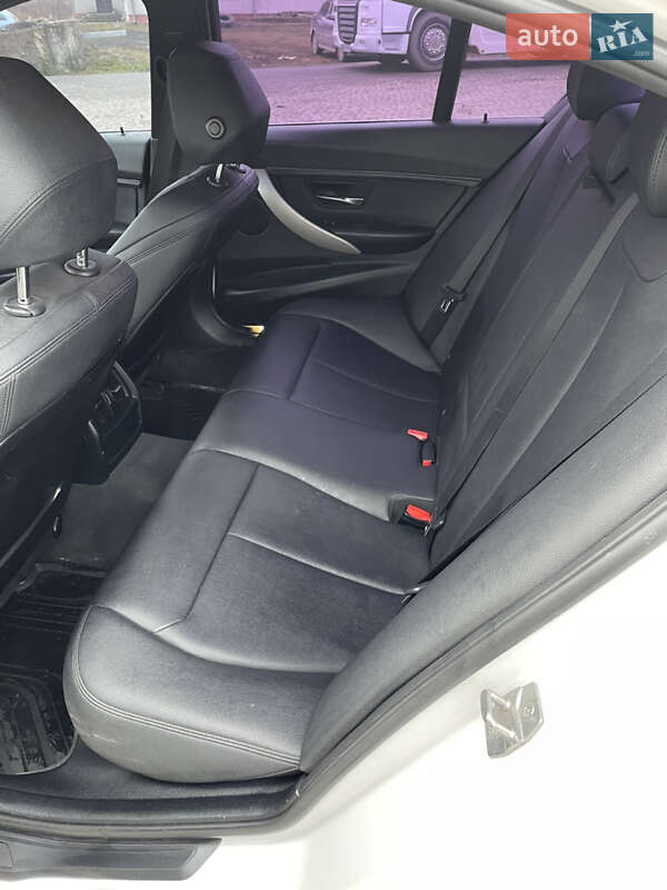 Седан BMW 3 Series 2014 в Тернополі